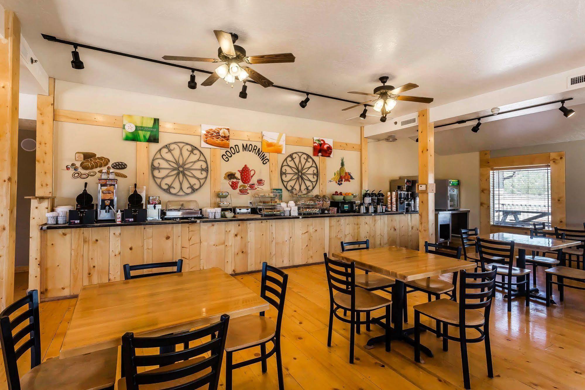Quality Inn Bryce Canyon Panguitch Esterno foto